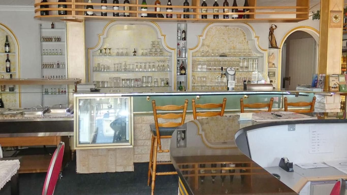 沃特尔思酒店