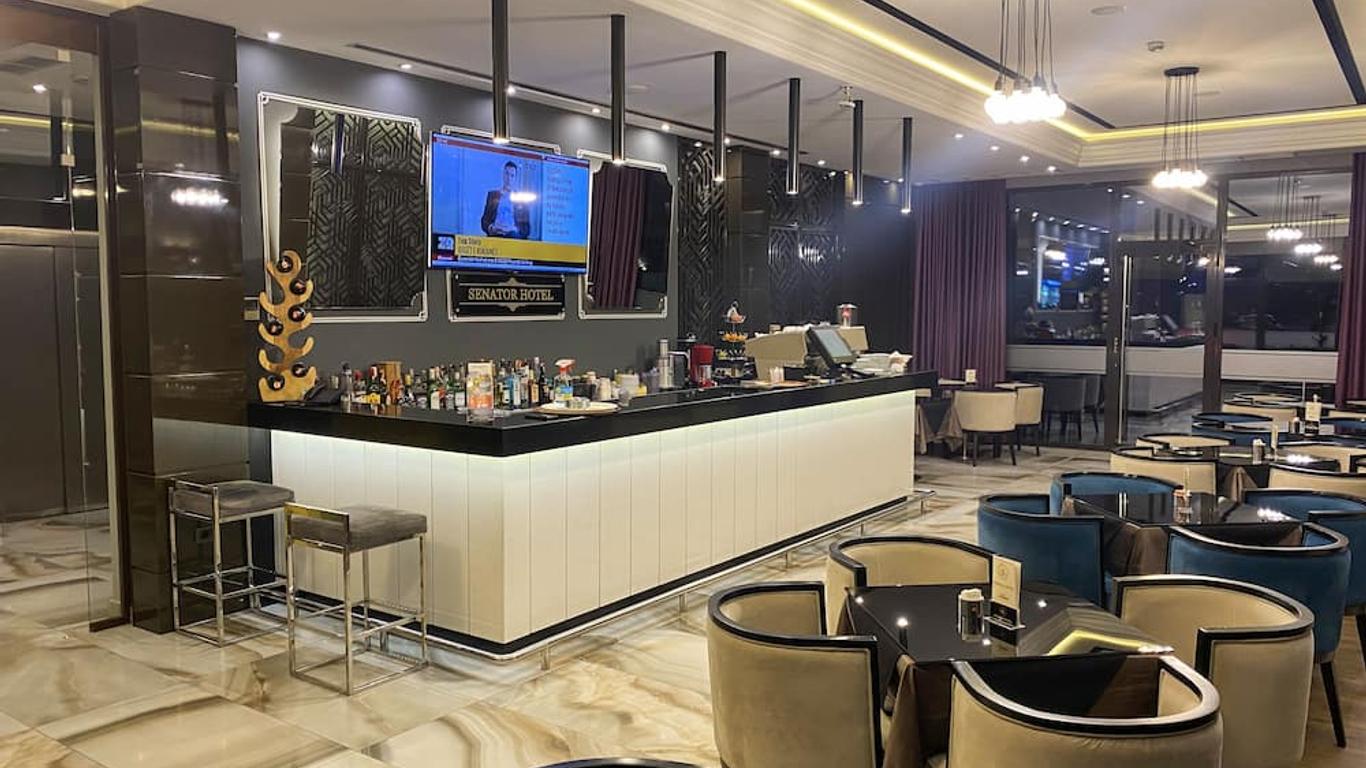 瑟纳特酒店