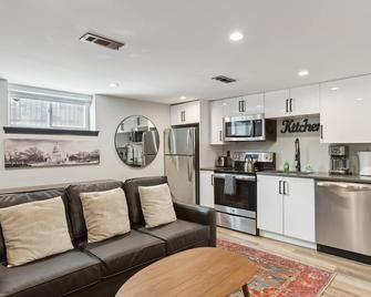 Luxury, Spacious 2br, 1ba - Heart Of DC! - 华盛顿 - 厨房