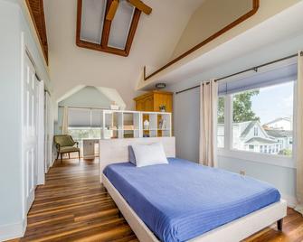 Lake Ontario Sleeps 16 Breathtaking sunset views - 罗切斯特 - 睡房