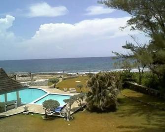 Sea View 5 Bedrooms 5 Bath - 欧丘里欧 - 游泳池