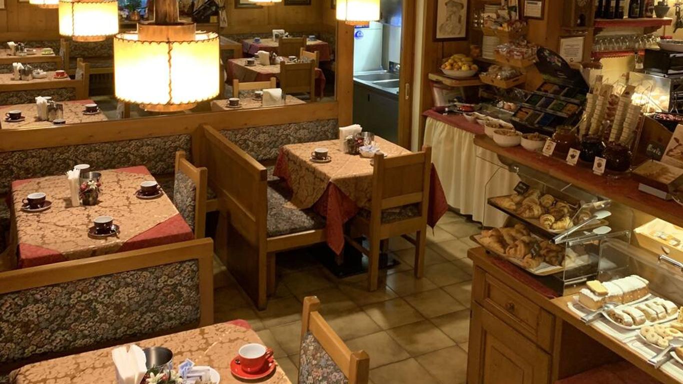 尼弗梅布勒别墅酒店