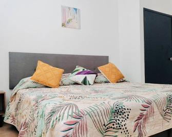 Hermosa Casa Tuxpan Con Aire Acondicionado 2bed 1bath - 图斯潘 - 睡房