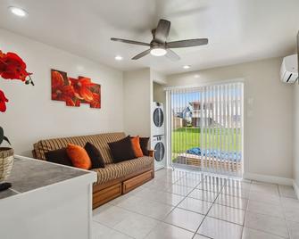 Gorgeous Immaculate Gated Apartment In Nola - 新奥尔良 - 客厅