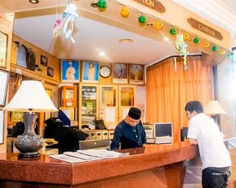 彩虹酒店 - 金马仑高地 - 柜台