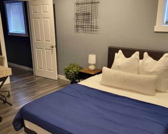 Beautiful newly designed Luxurious Apartment - 温莎 - 睡房