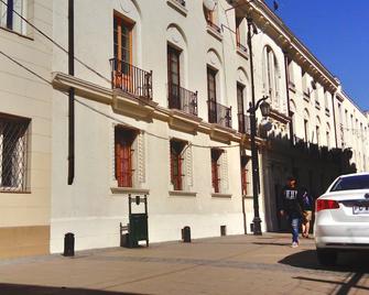 14 People apartment in Santiago - 圣地亚哥 - 建筑