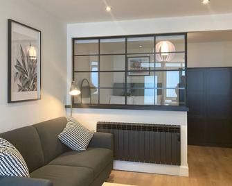 Apartment 296 - Clifden - 克利夫登 - 客厅