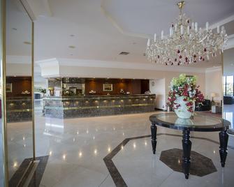 米拉科格酒店 - 雷阿尔城 - 大厅
