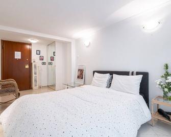Studio in the city center, Syntagma - 雅典 - 睡房