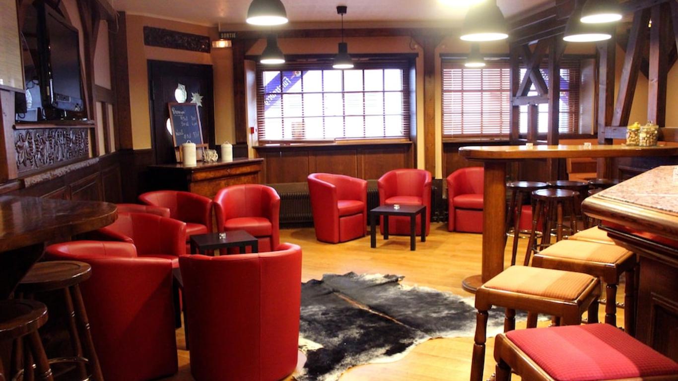 阿拉红屋酒店及餐厅