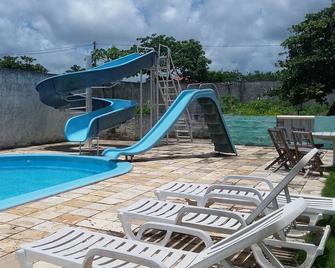 盖维塔太阳酒店 - 巴雷里尼亚斯 - 游泳池