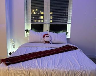 Waterfront condo in brilliant in NYC Manhattan, BK, Greenpoint - 纽约 - 睡房