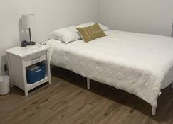 Modern Luxury Downtown Apartment-3 minutes from Eastern University - Willimantic - 睡房