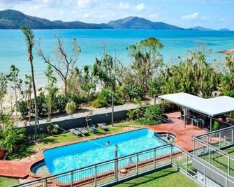 Hibiscus Apartments On Hamilton Island By Hiha - 汉米尔顿岛 - 游泳池