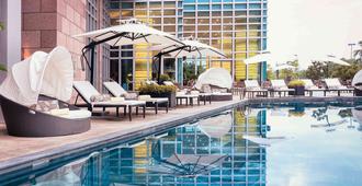 岘港雅高美爵酒店 - 岘港 - 游泳池