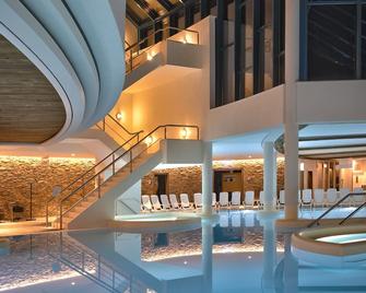 桑纳多美奈梅根 Spa 酒店 - 奈梅亨 - 大厅