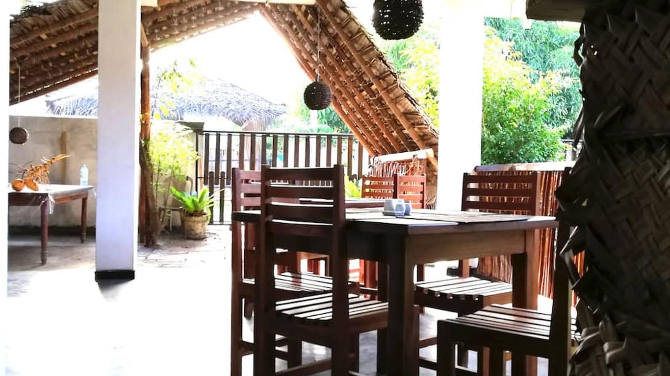 航海之旅酒店