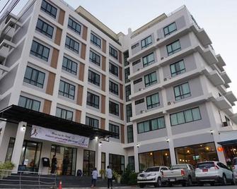 西塔公主酒店 - 武里南 - 建筑