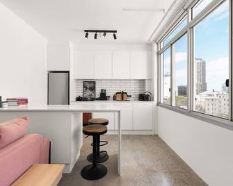 Best of city-suburbs living in trendy Darlinghurst - 悉尼 - 厨房