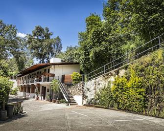 梅森德瓦莱酒店 - 巴耶-德布拉沃 - 建筑