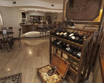 Buyukhanli Park Hotel Deluxe & Residence - Special Class - 安卡拉 - 酒吧