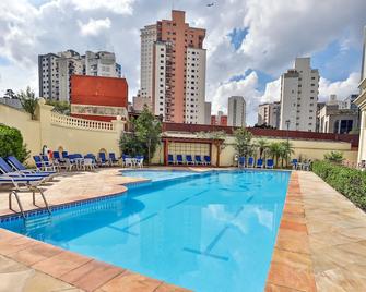 维拉奥林匹亚品质套房酒店 - 圣保罗 - 游泳池