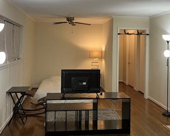 Entire studio loft - 休斯顿 - 客厅