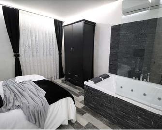 La Perla Negra Rural Apartment - 巴尔德戈鲁达斯 - 睡房