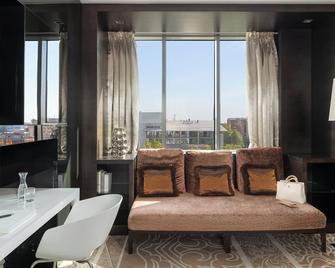 Falkensteiner Hotel Belgrade - 贝尔格莱德 - 客厅