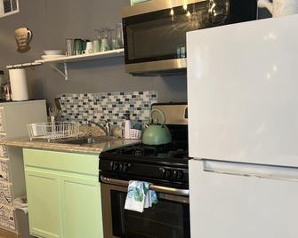 Cozy Private studio Hobby Airport - 南休斯敦 - 厨房