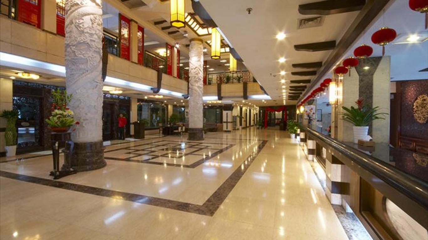阳朔君豪大酒店
