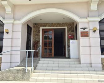 哈森得罗私人酒店 - 伊洛伊洛 - 建筑