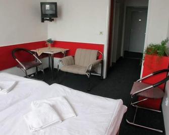斯拉维亚酒店 - 布拉格 - 睡房