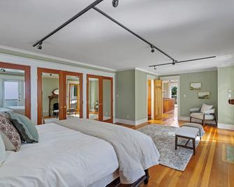 The Vancouver Heritage Home - Mount Pleasant - 温哥华 - 睡房