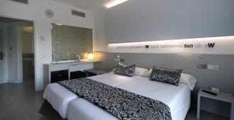 潘普洛纳酒店 - 马略卡岛帕尔马 - 睡房