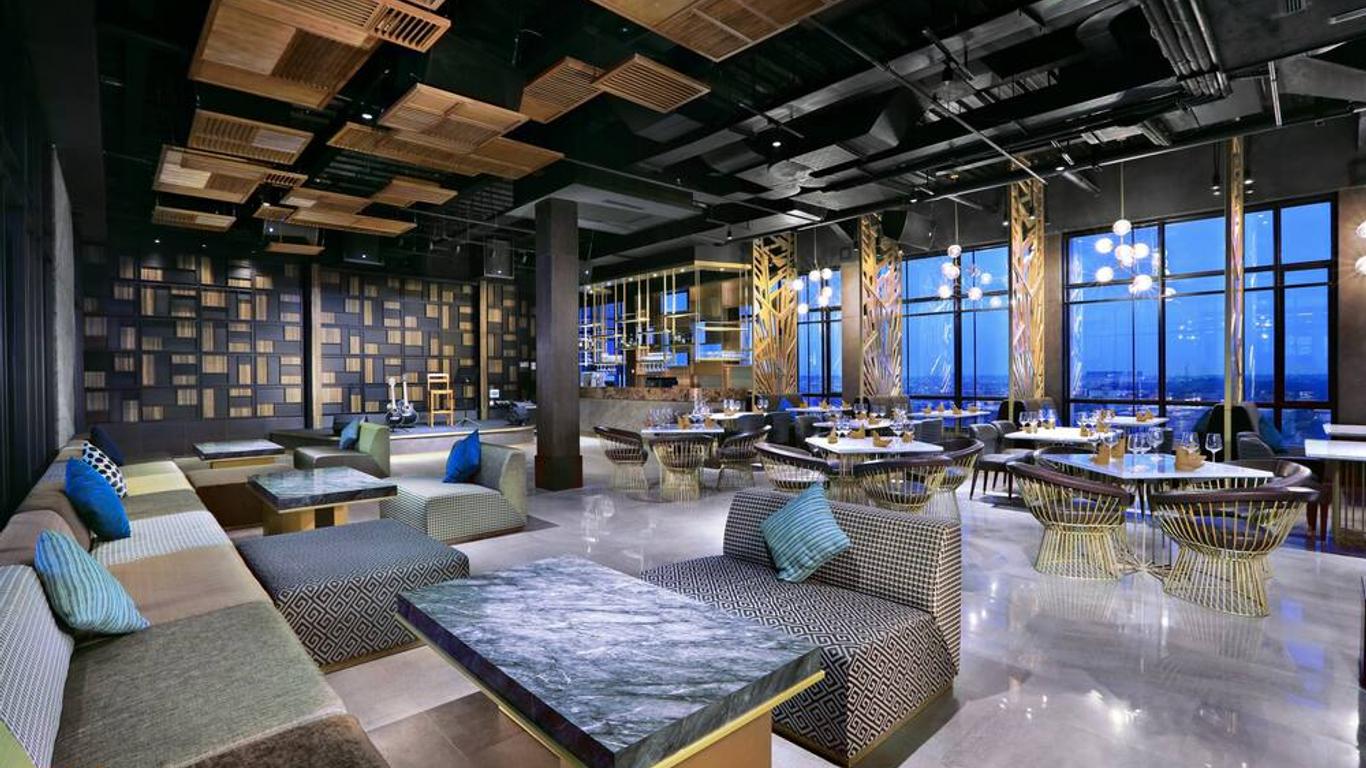 阿尔特斯酒店