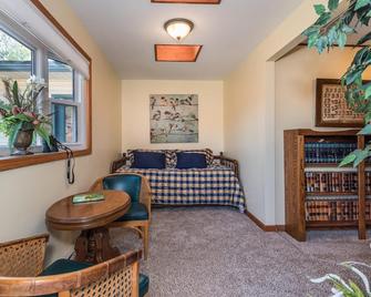A 1BR Suite in the heart of Nashville - Nashville - 客厅