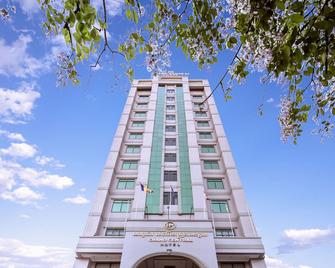 HM 中央大酒店 - 金边 - 建筑