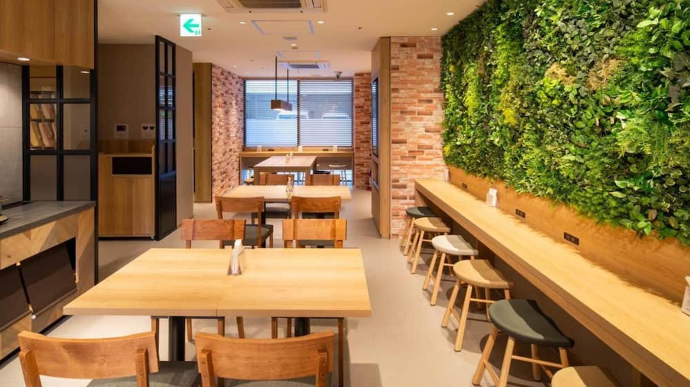 新桥鸟森口超级酒店