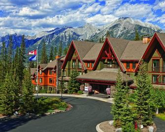 Beautiful Resort In The Heart Of It All! - 坎莫尔 - 建筑