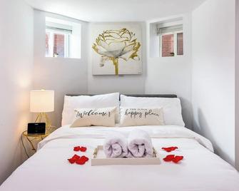Luxury Suite by Prudential Ctr & 7min to EWR Airpt - 纽瓦克 - 睡房