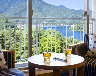 富士山景酒店 - 富士河口湖 - 阳台