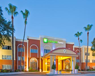 清水东智选假日酒店 - Icot中心 - 克利尔沃特 - 建筑