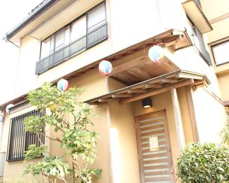 冲绳卡里乌斯民宿 - 白滨町 - 建筑