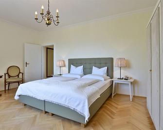 Hotel Dermuth Klagenfurt - 克拉根福 - 睡房