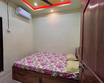 Rs Homestay Puri - 普里 - 睡房