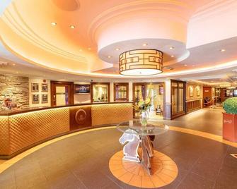 一格思顿乡村俱乐部酒店 - 毕晓普顿 - 柜台