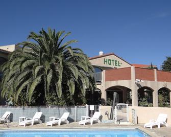 阿卡贝拉酒店 - 滨海阿热莱斯 - 游泳池