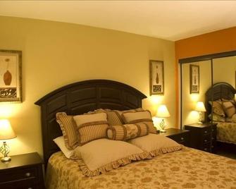Palm Springs Condo in Beautiful Garden Setting. Close to Major Attractions. - 棕榈泉 - 睡房